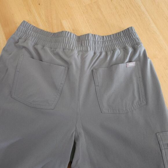 Figs Jogger Scrub Pants Zamora Freex Technical Collection Lt Grey/Sage sz M EUC - Picture 6 of 9